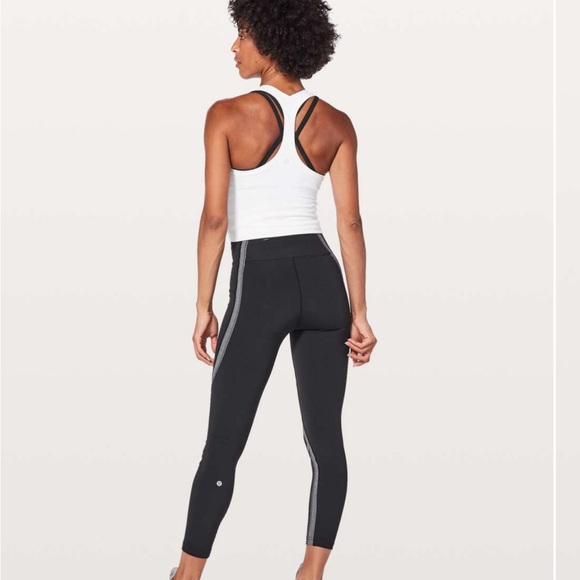 Lululemon Wild Twist 7/8 Tight *25" - Picture 2 of 5